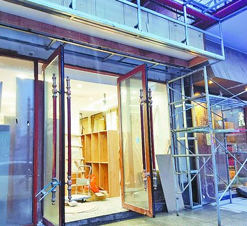 地鐵3號線即將開通 沿線商店進(jìn)行裝修重整