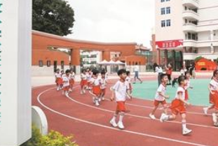 教育部回應(yīng)：科學(xué)“幼小銜接” 關(guān)鍵在于“雙向” 