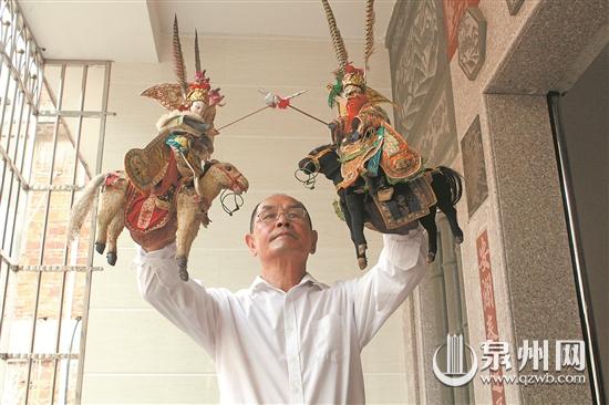 蔡松樹：一人演繹多種角色 弘揚傳統(tǒng)布袋戲藝術(shù)
