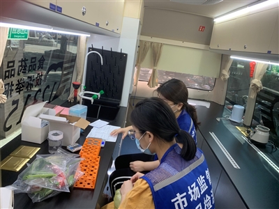 快檢車開入石獅兩所校園 檢測結(jié)果均為合格