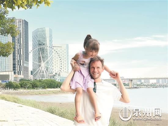全校師生共同參與多語言泉州世遺推廣行動 