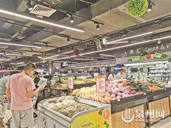 泉州民生商品物資均備貨充足 能夠滿(mǎn)足節(jié)日市場(chǎng)需求