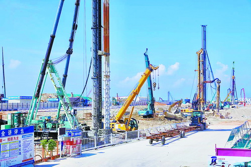 推進(jìn)片區(qū)項(xiàng)目生產(chǎn)建設(shè) 新機(jī)場建設(shè)按下“加速鍵”