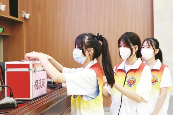 漳州衛(wèi)生職業(yè)學(xué)院志愿消防大隊為學(xué)生籌集善款