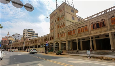 鳳里街道新華路騎樓外立面改造工程已接近尾聲