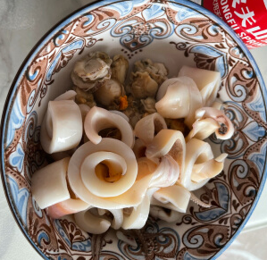 鴻山鎮(zhèn)東埔村魷魚加工業(yè)迎來快速發(fā)展“艷陽天”