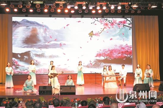 精湛技藝再登母校舞臺(tái) 奉獻(xiàn)精彩紛呈南音藝術(shù)盛宴