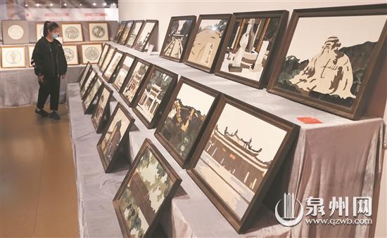 泉州市文化創(chuàng)意產(chǎn)品展日前舉行 吸引市民前來賞鑒