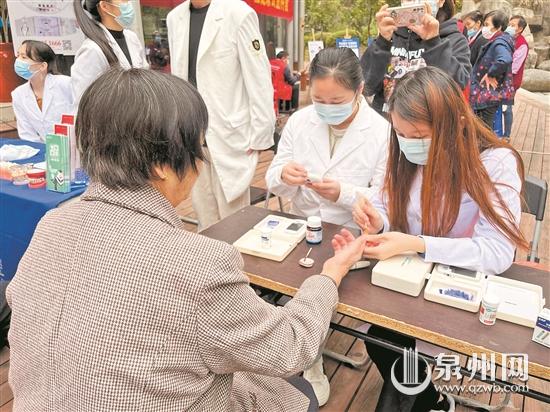 通海社區(qū)加入“夕陽紅”讀者俱樂部 成為第26名成員 