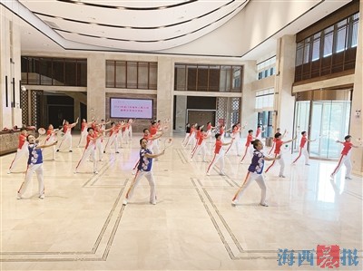廈門市開展基層巡回推廣培訓(xùn) 推動(dòng)柔力球普及發(fā)展