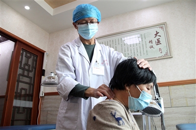 鴻山鎮(zhèn)衛(wèi)生院布局老年人保健服務 老年群體有新選擇