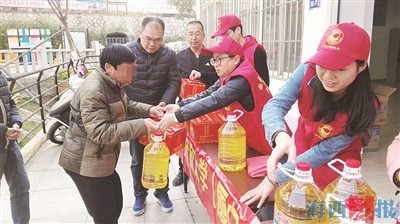張清：輔導(dǎo)殘疾人教育提高學(xué)歷 點(diǎn)亮殘疾人希望
