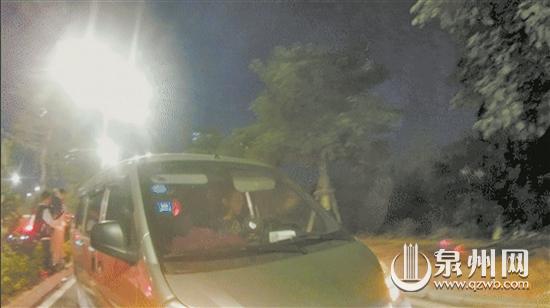 面包車從事“校車”營運(yùn)載18名學(xué)生 司機(jī)構(gòu)成危險駕駛罪