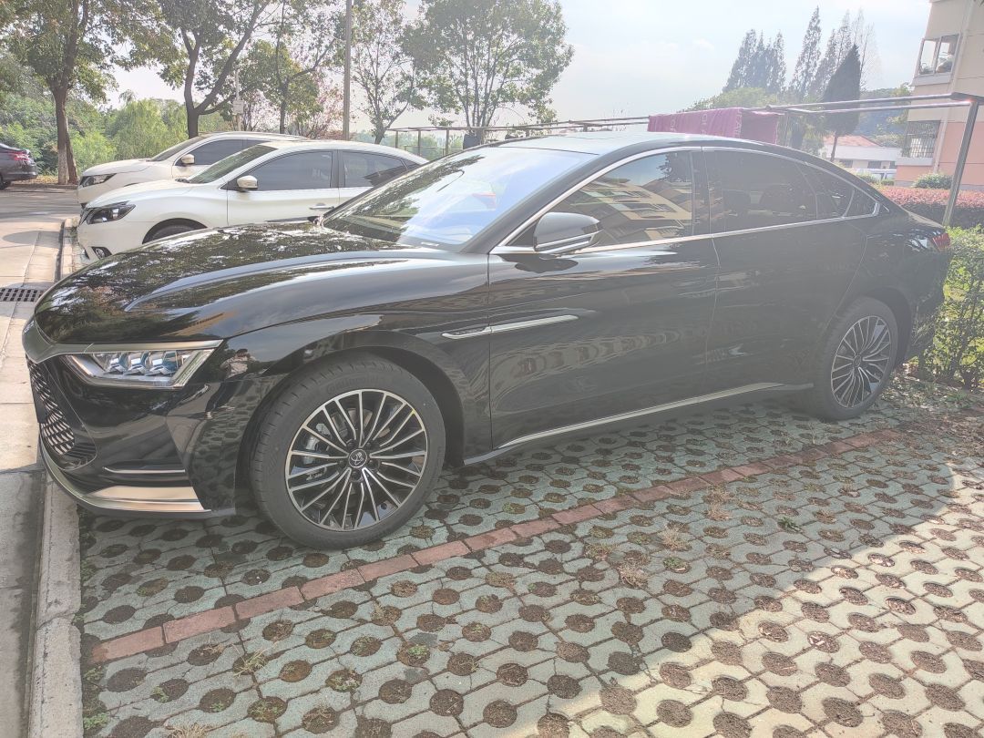 晉江交警針對(duì)外賣亂停放車輛 開展專項(xiàng)整治行動(dòng)