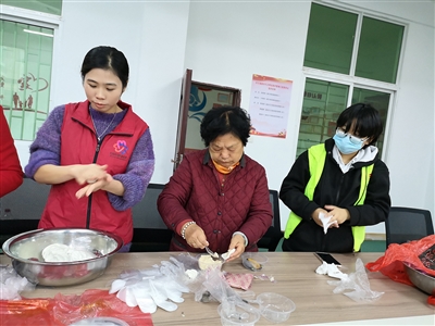 祥芝鎮(zhèn)婦聯(lián)舉辦冬至主題活動(dòng) 豐富漁嫂們精神文化生活