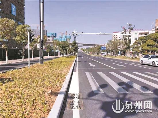 臺商區(qū)杏秀路“白改黑”路段通過驗收 
