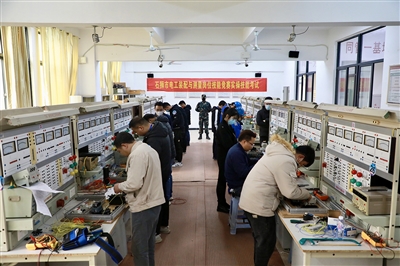 石獅市為職工成長成才搭建平臺 舉辦產(chǎn)業(yè)職工技能大賽 