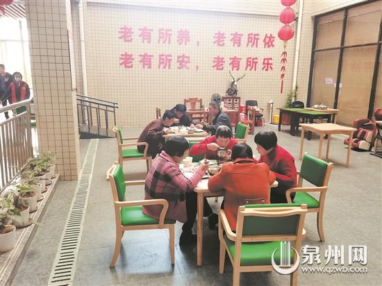 利用閑置祠堂建設(shè)長(zhǎng)者食堂 讓老年生活豐富多彩