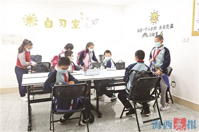 閑置商鋪打造成“愛(ài)心自習(xí)室” 為周邊學(xué)生提供“歇腳處”