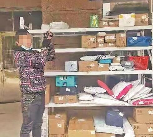 男子“順手牽羊” 多次偷快遞 被抓！