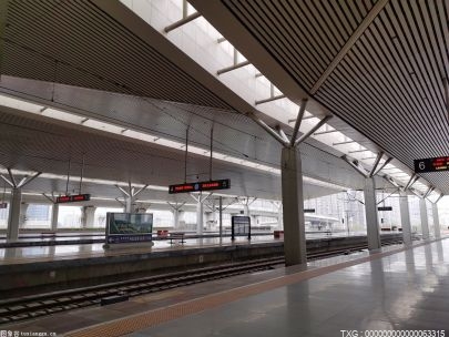 首趟陸海新通道中老鐵路 國際貨運列車正式發(fā)車