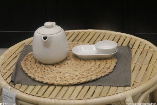 金其華扎根基層一線 義務(wù)化解村里的大小矛盾