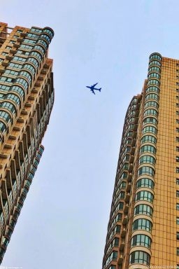 OPPO公司公布“穿戴式電子設(shè)備”專利 AR隱形眼鏡 動(dòng)動(dòng)眼球就能拍照和導(dǎo)航