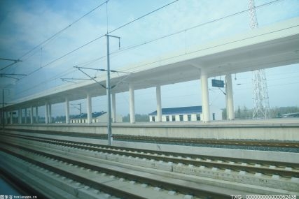 佳鶴鐵路主體工程建設基本完成 全長71.5公里